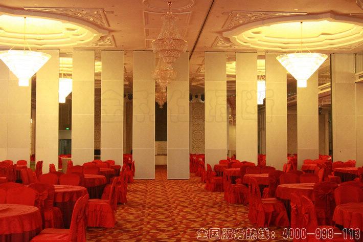 汕頭福晉軒酒家宴會(huì)廳活動(dòng)屏風(fēng)